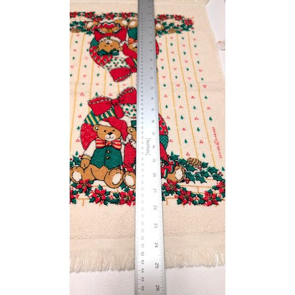 Vintage Cannon Christmas Bears Hand Towes Set of 2 Cotton Cream Red Green 25x16 - Picture 3 of 8
